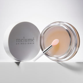 Glossy Lip Line Eraser Maxi-Lip Filler Balm