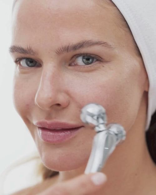 Bild 1 in Galerieansicht laden. Contouring Face Roller